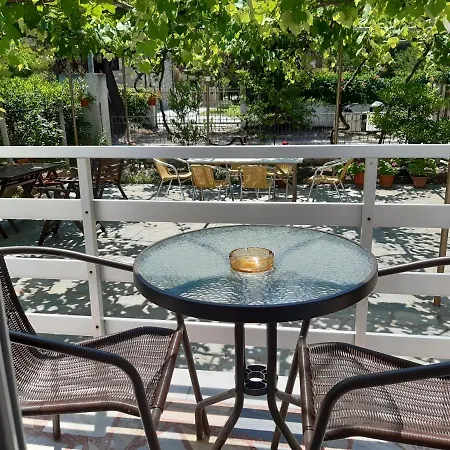 Guest house Tasos *